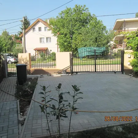 Almendra Apartman * Csopak